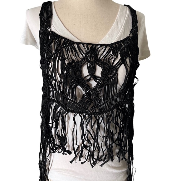 Fringed top - Picture 1 of 4